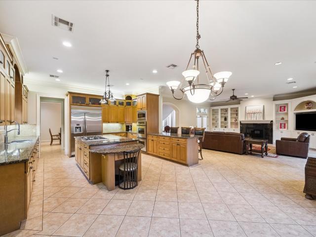 House for sale in Bellaire