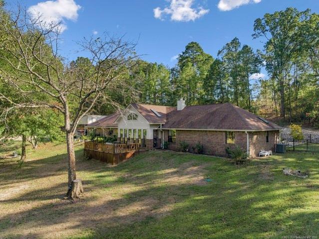House for sale in Broken Bow, McCurtain County