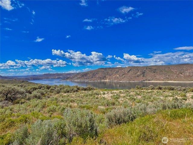 Land for sale in Grand Coulee, Washington