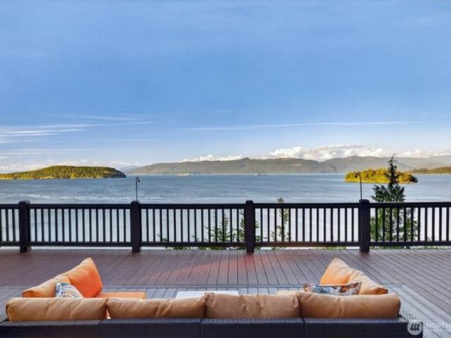 House for sale in Anacortes, Washington