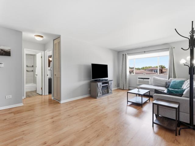 Condo for sale in Chicago Park, Illinois