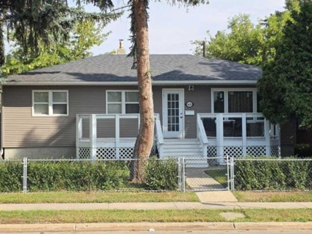 House for sale in Alberta