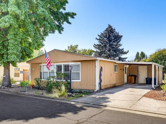 House for sale in Phoenix, Jackson County