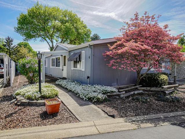 House for sale in Oregonia