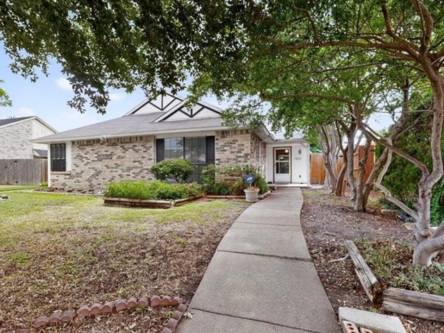 House for sale in Denton, Texas
