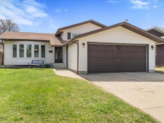 House for sale in Wedgewood, Alberta