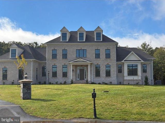 House for sale in Chantilly, Fairfax County