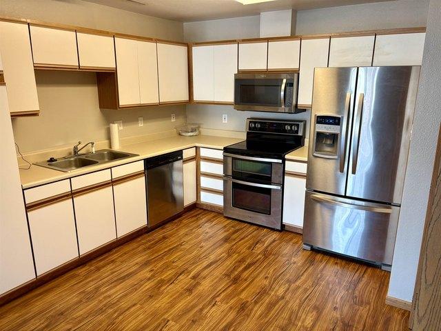 Condo for sale in Linn, Iowa