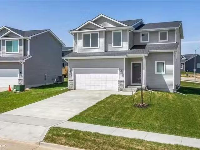 House for rent in Urbandale