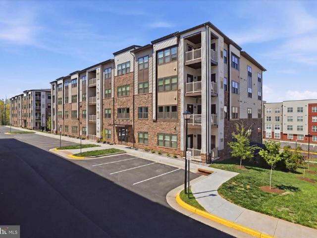 Condo for sale in Virginia