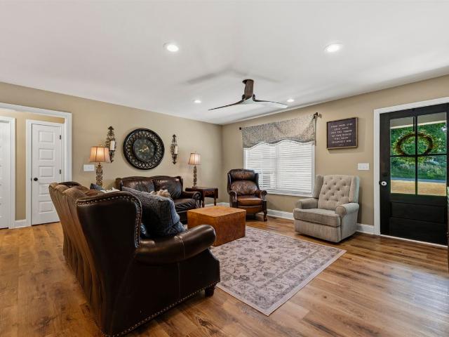 House for sale in Adolphus, Kentucky