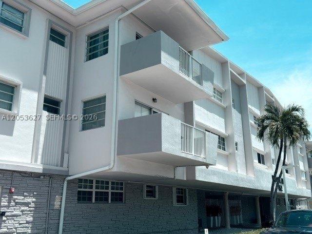 Condo for sale in Hallandale, Florida