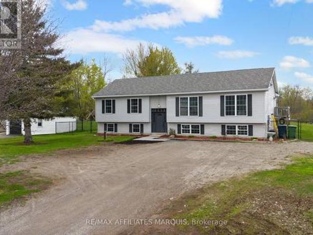 House for sale in Rideau Lakes, Ontario