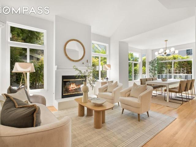 Townhouse for sale in Mountain View