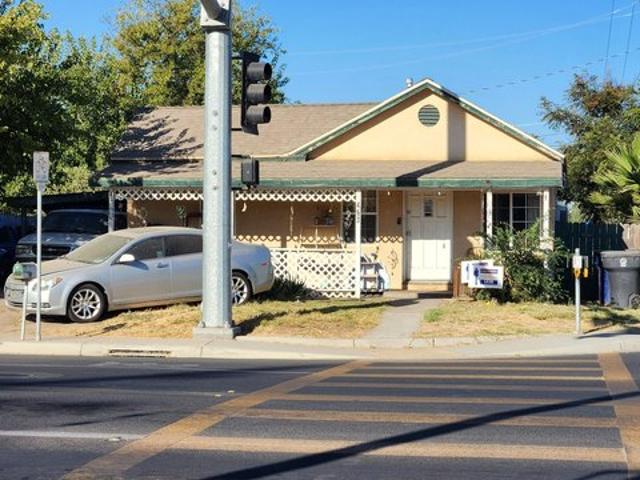House for sale in Tulare, California