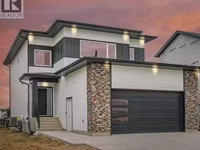 House for sale in Saskatoon, Saskatchewan