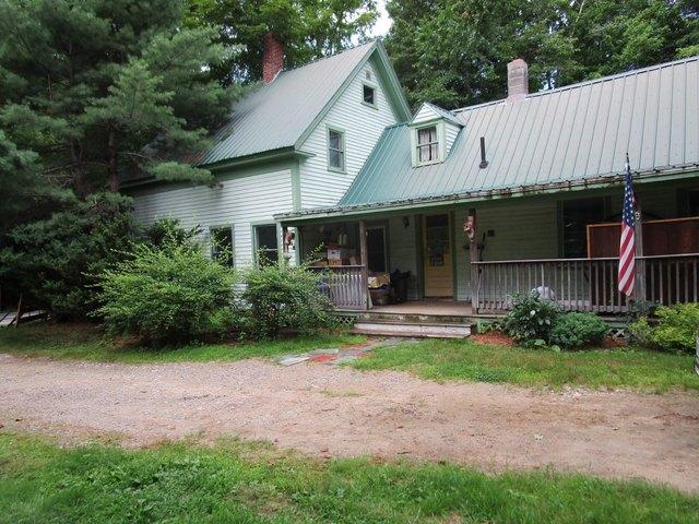 House for sale in Paris, Maine