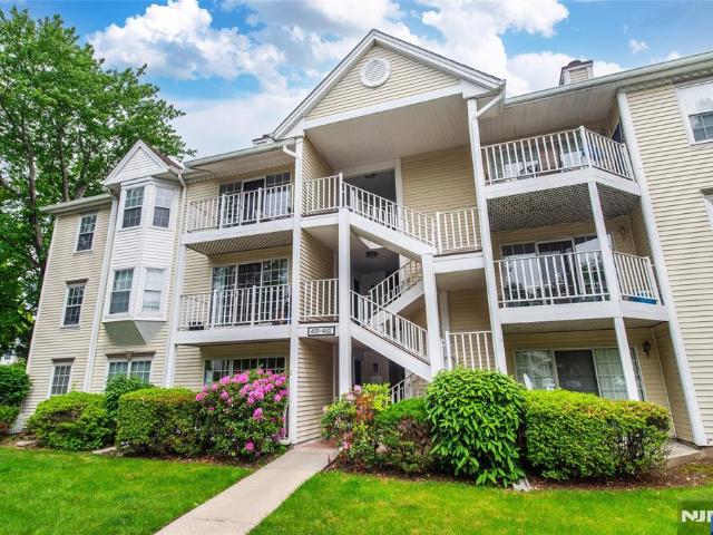 Condo for sale in Mahwah