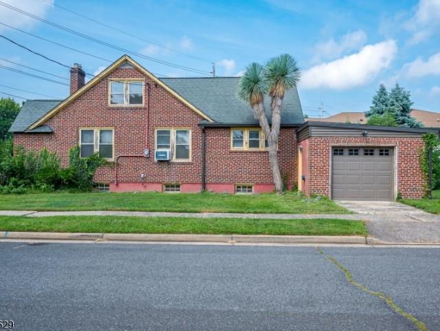 House for sale in Middlesex, New Jersey