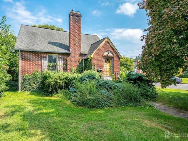 House for sale in Middlesex, New Jersey