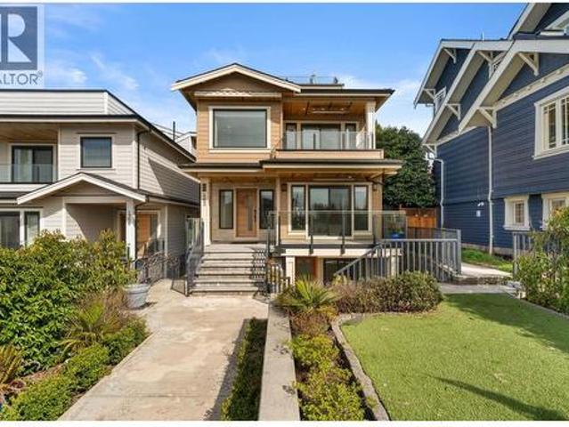House for sale in North Vancouver, British Columbia
