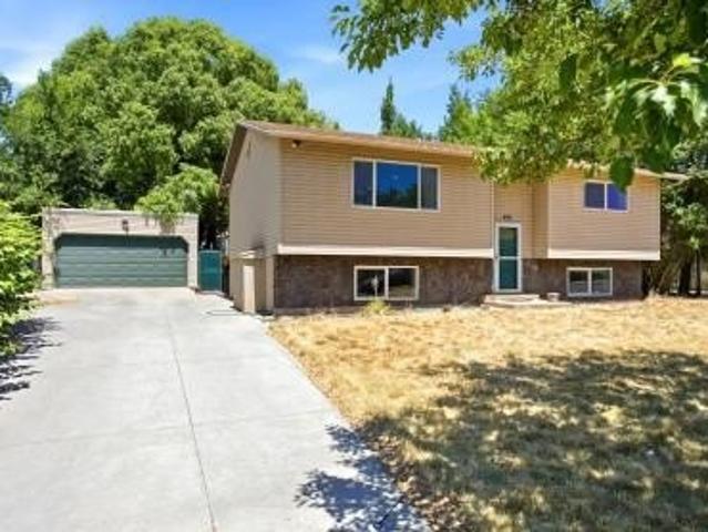 House for sale in Clearfield, Utah