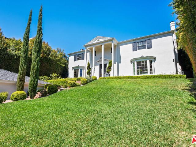 Property for rent in Canoga Park, California