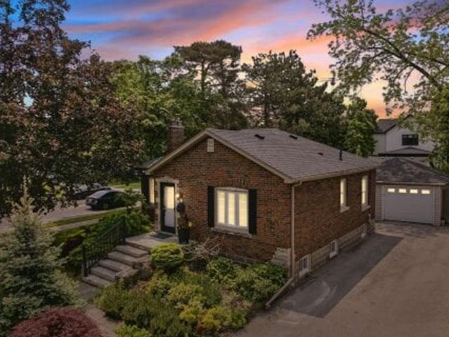 House for sale in Burlington, Ontario