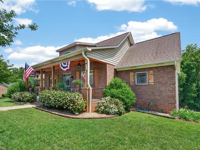 House for sale in Tobaccoville, North Carolina
