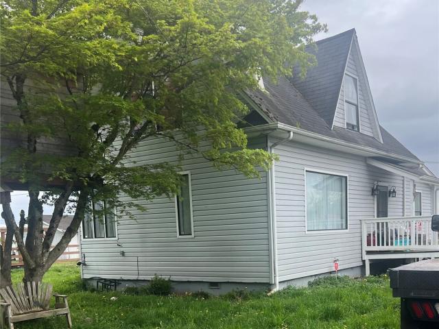 House for sale in Enumclaw, Washington