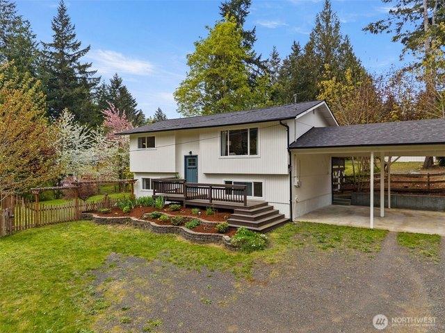 House for sale in Allyn, Washington