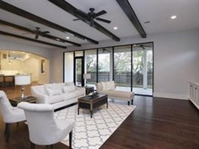 House for sale in Bellaire
