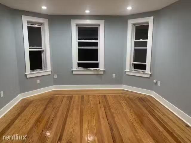 Condo for rent in Beverly