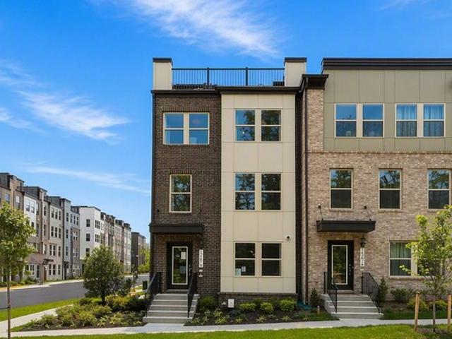 Townhouse for sale in Virginia