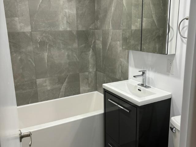 Apartment for rent in St. Leonard's, Quebec