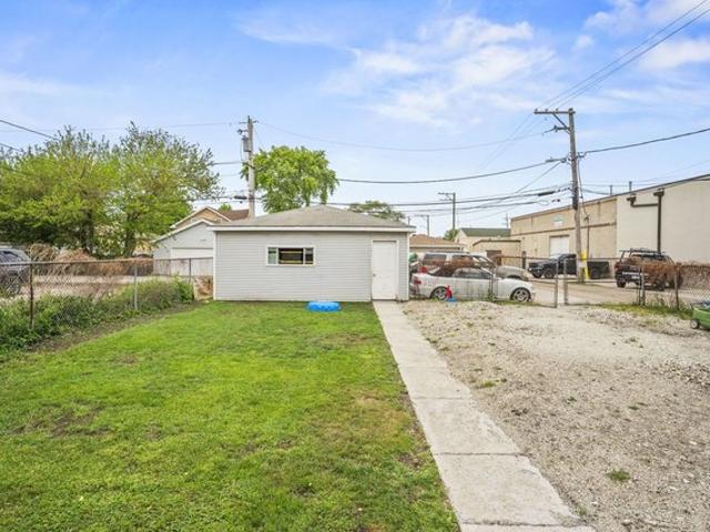 House for sale in Brookfield, Illinois