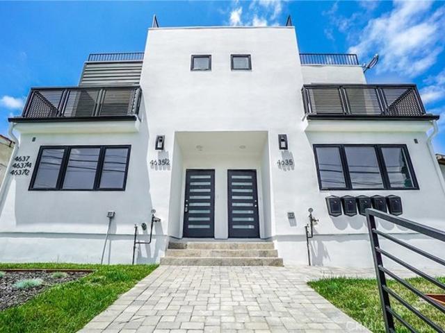 House for sale in Canoga Park, California
