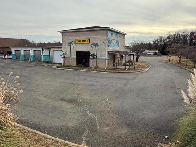 Commercial for sale in Virginia
