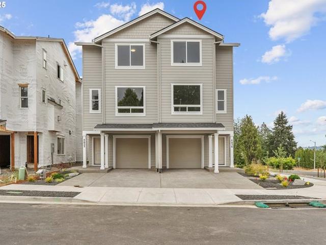Townhouse for sale in Oregonia