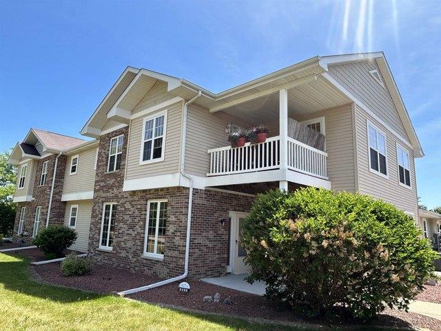 Condo for sale in Janesville, Wisconsin