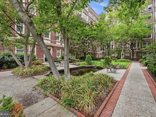 Condo for sale in Philadelphia, Pennsylvania