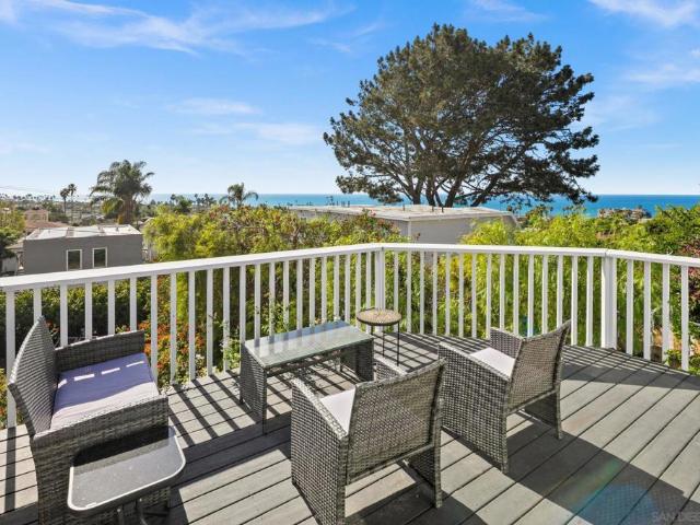 House for sale in Fleetridge, San Diego