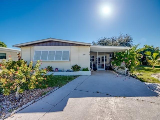 House for sale in Flamingo Bay, Saint James City