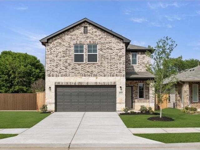 House for sale in Pinehurst, Texas