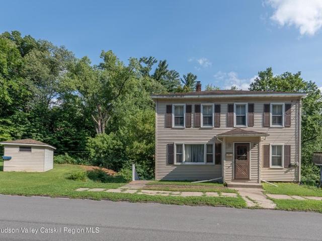 House for sale in Bloomington, New York
