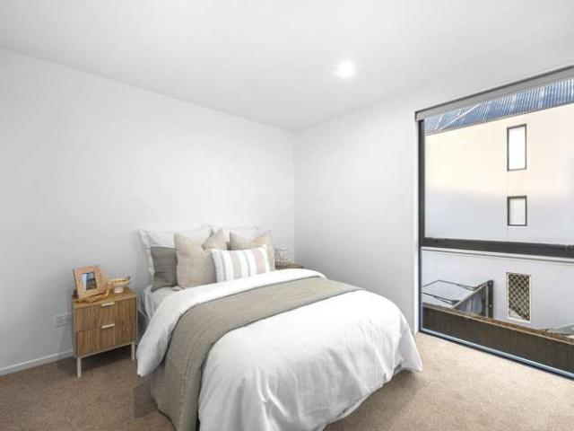 House for sale in Saint Albans, Canterbury