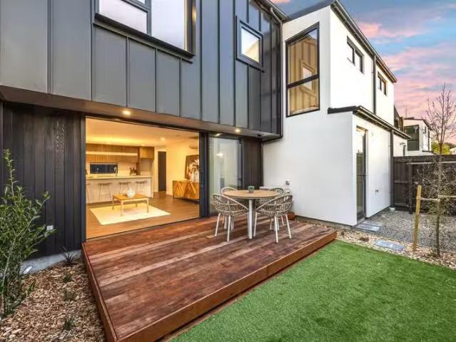 House for sale in Heathcote, Canterbury