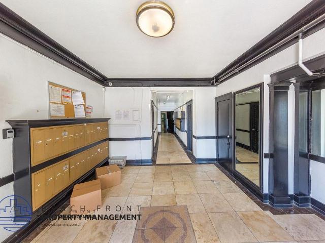 Apartment for rent in Canoga Park, California