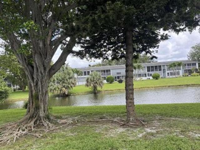 Condo for sale in Deerfield Beach, Florida