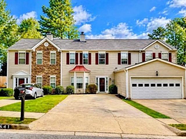Townhouse for sale in Oakwood, Georgia